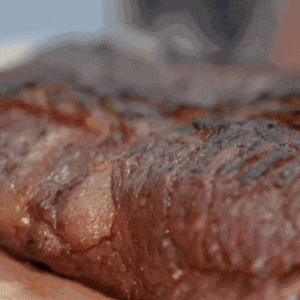 Quarantini × Meat'n'Great Wagyu BBQ Gin